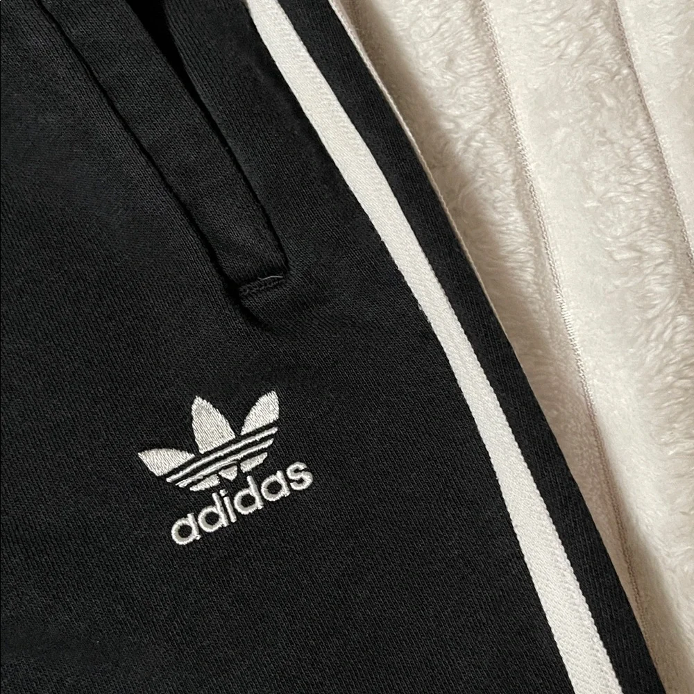 Adidas Originals Classics Pant | Size Large Men - Picture 4 of 9
